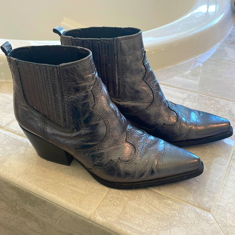 Sam Edelman Winona booties- gunmetal metallic